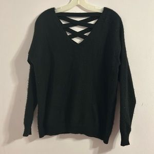 Black cashmere sweater by aqua in Bloomingdale’s size Small